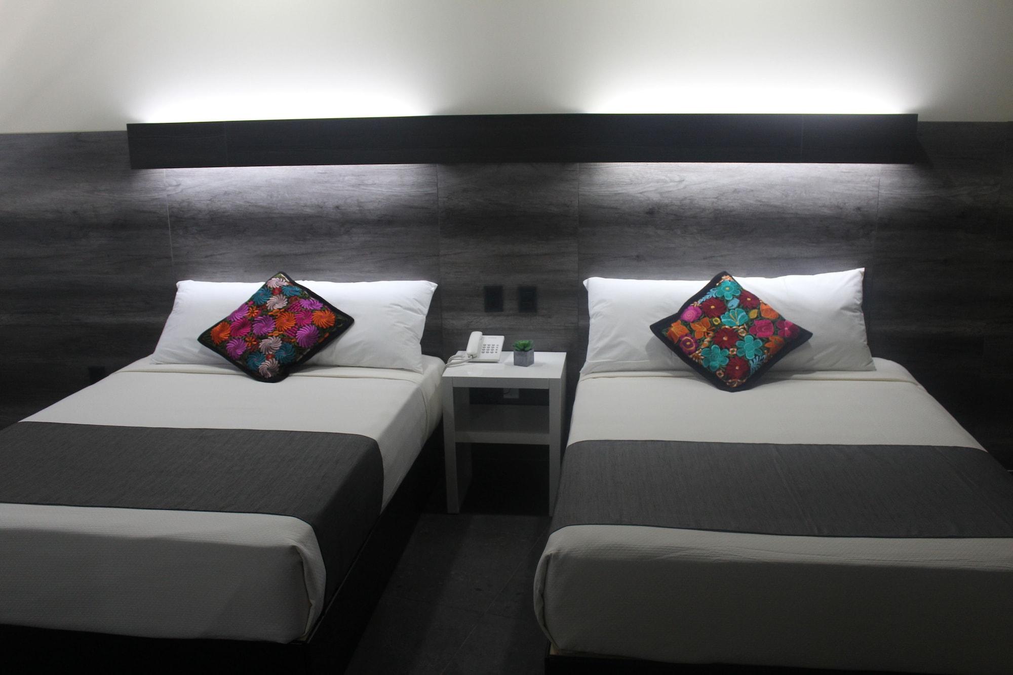 Hotel Homesuites Malecon