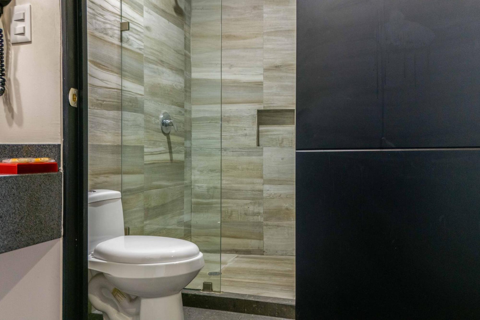 Homesuites Malecon Hotel
