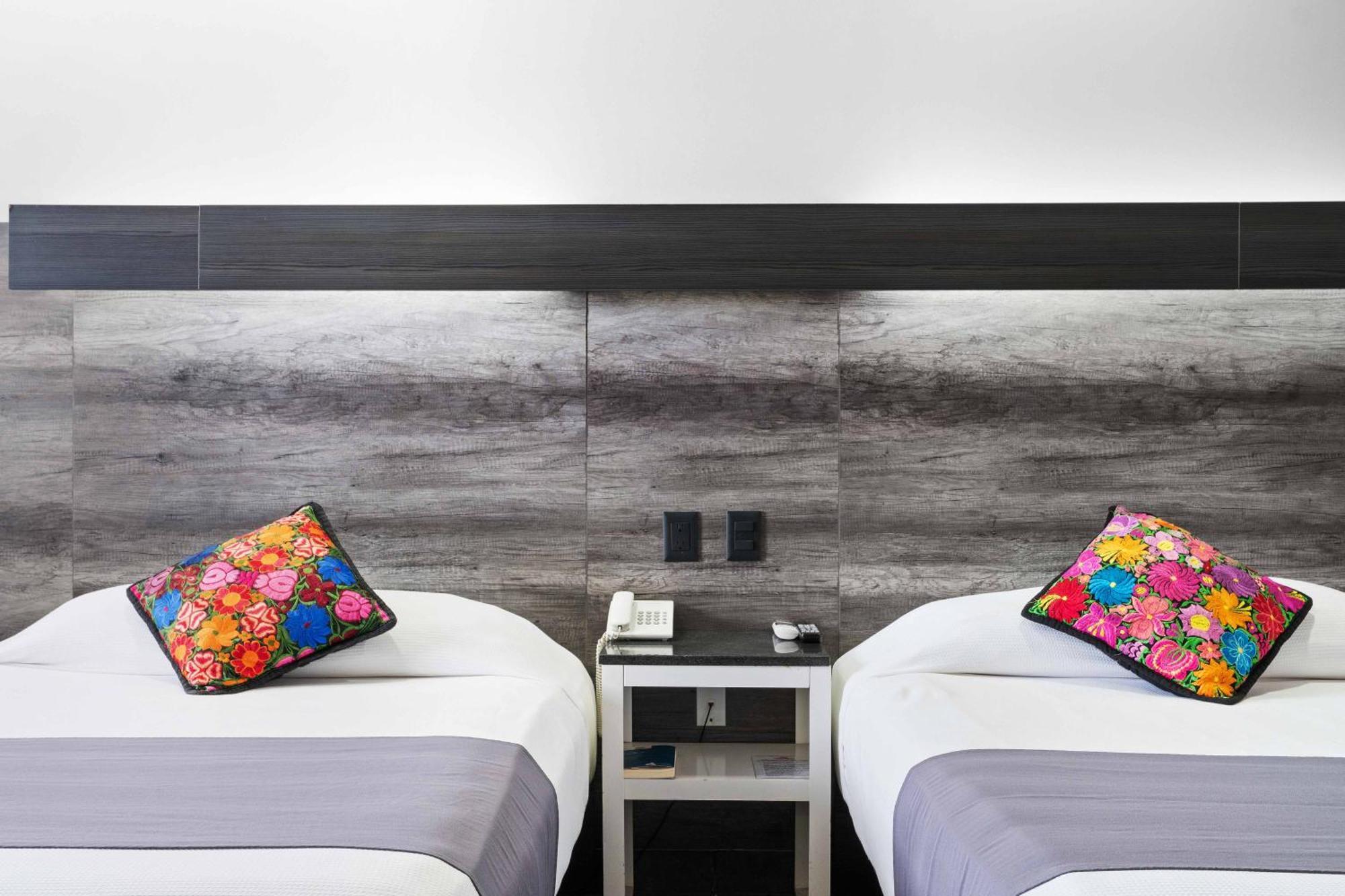 Homesuites Malecon Hotel 3*
